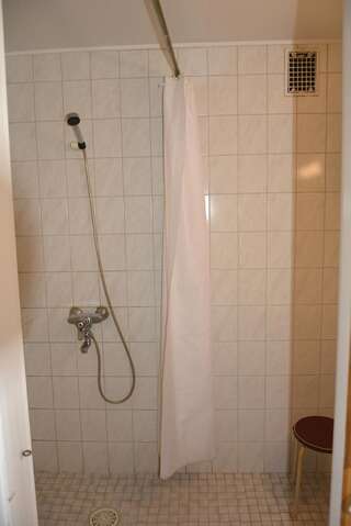 Гостевой дом FolkiaCenter Gästhem - Vieraskoti - Guesthouse Ханко-7